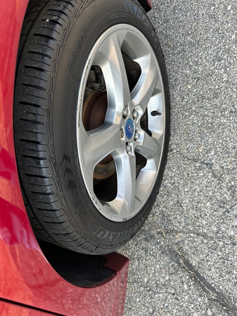 Used 2014 Ford Fusion SE w/ Equipment Group 201A FWD image 20