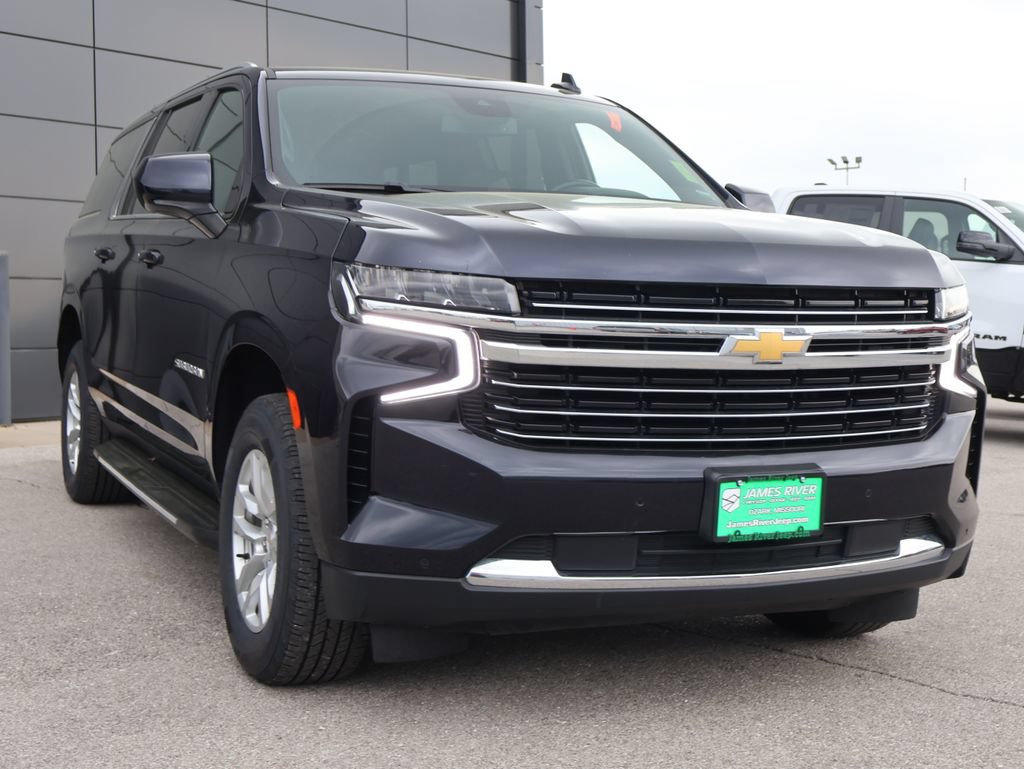 Used 2024 Chevrolet Suburban LT AWD/4WD image 6