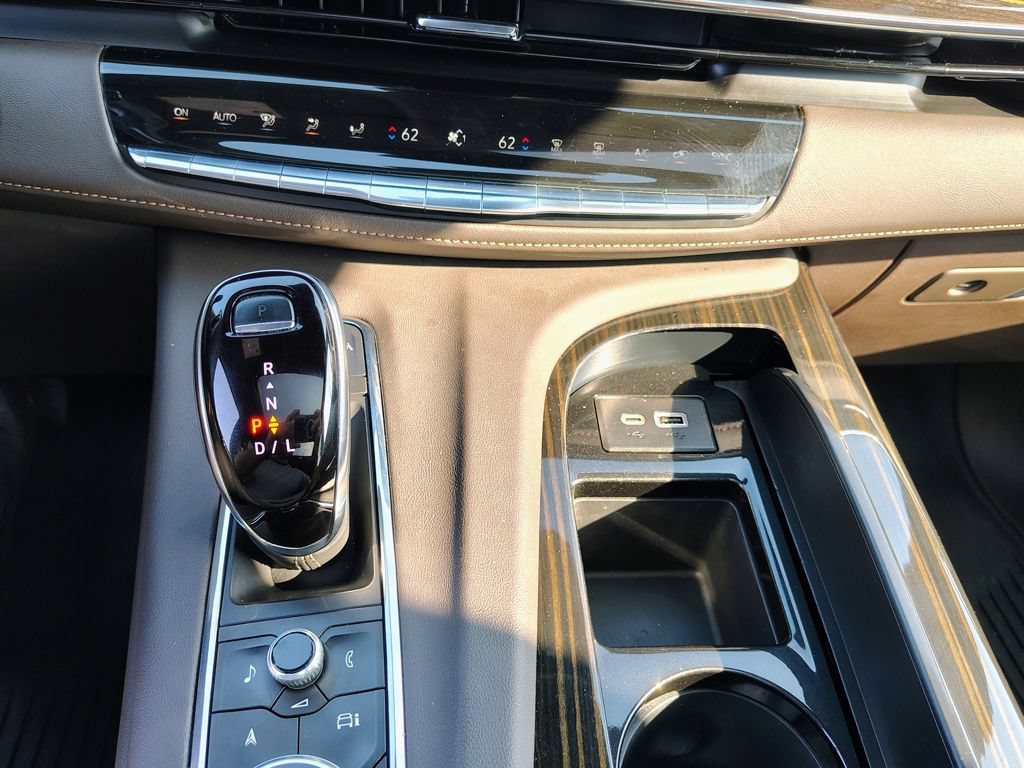 Used 2024 Cadillac Escalade Sport w/ LPO, ONYX Package AWD/4WD image 31