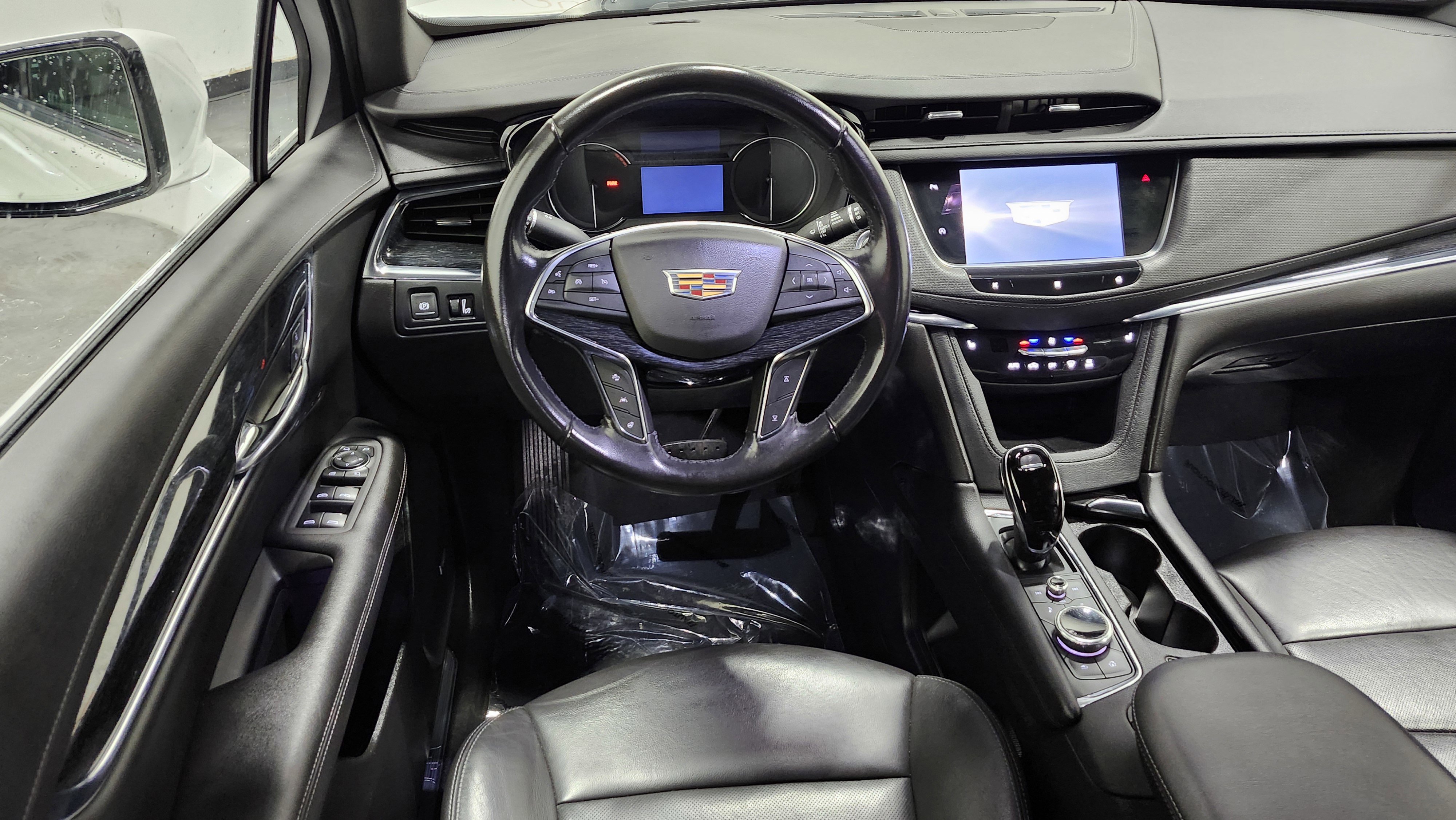 Used 2021 Cadillac XT5 Premium Luxury image 17