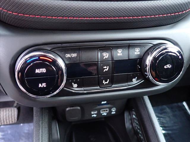 Used 2022 Chevrolet TrailBlazer RS w/ Sun and Liftgate Package AWD/4WD image 24