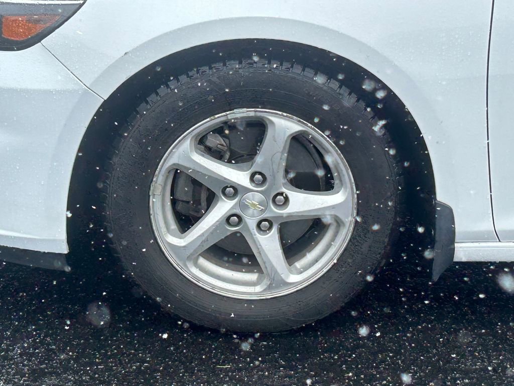 Used 2017 Chevrolet Malibu LS w/ LPO, Convenience Package 1 image 12