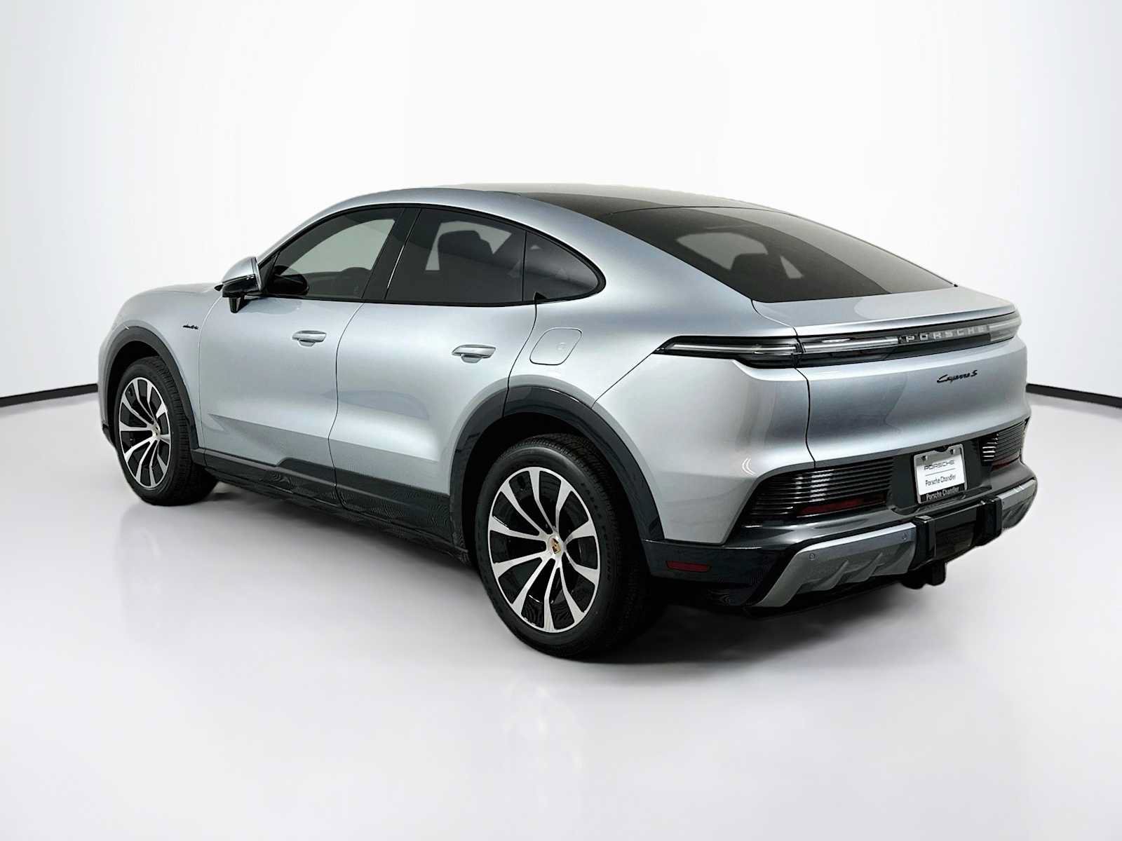 New 2026 Porsche Cayenne S AWD/4WD image 3