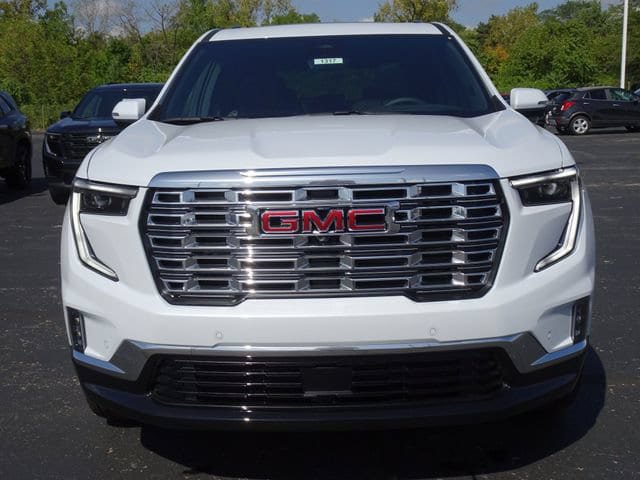 New 2026 GMC Acadia Denali w/ Super Cruise Package FWD image 8