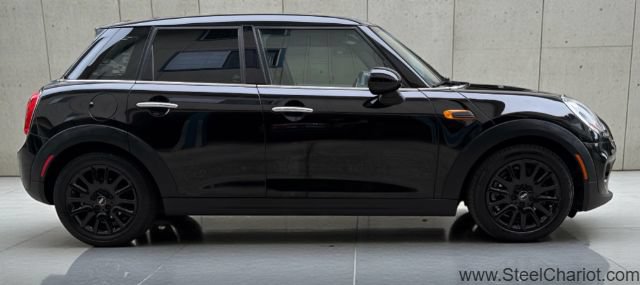 Used 2015 MINI Cooper 4-Door Hardtop FWD image 8