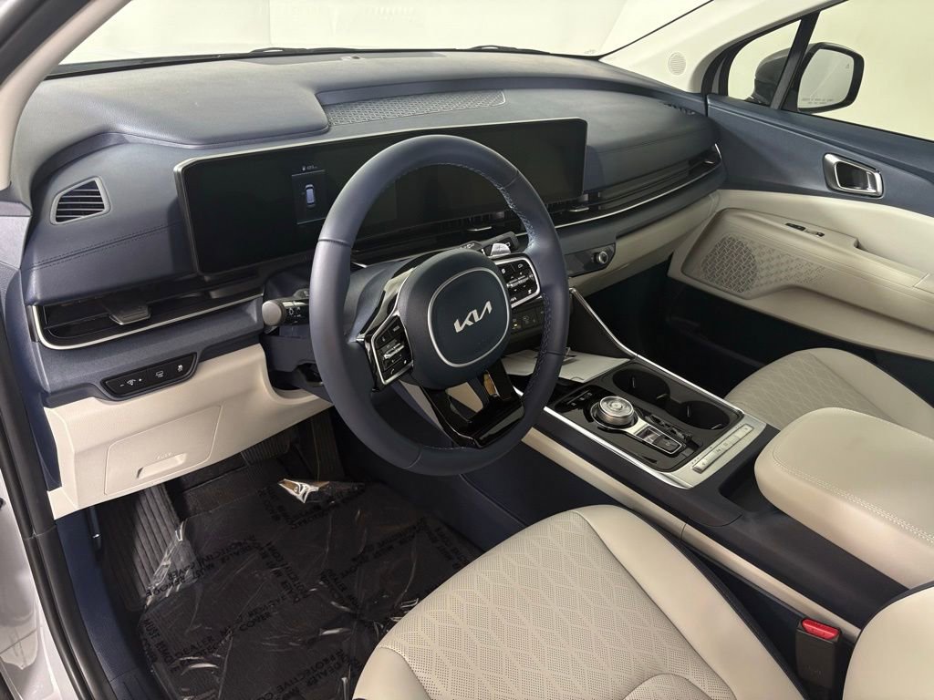 New 2026 Kia Carnival EX image 17