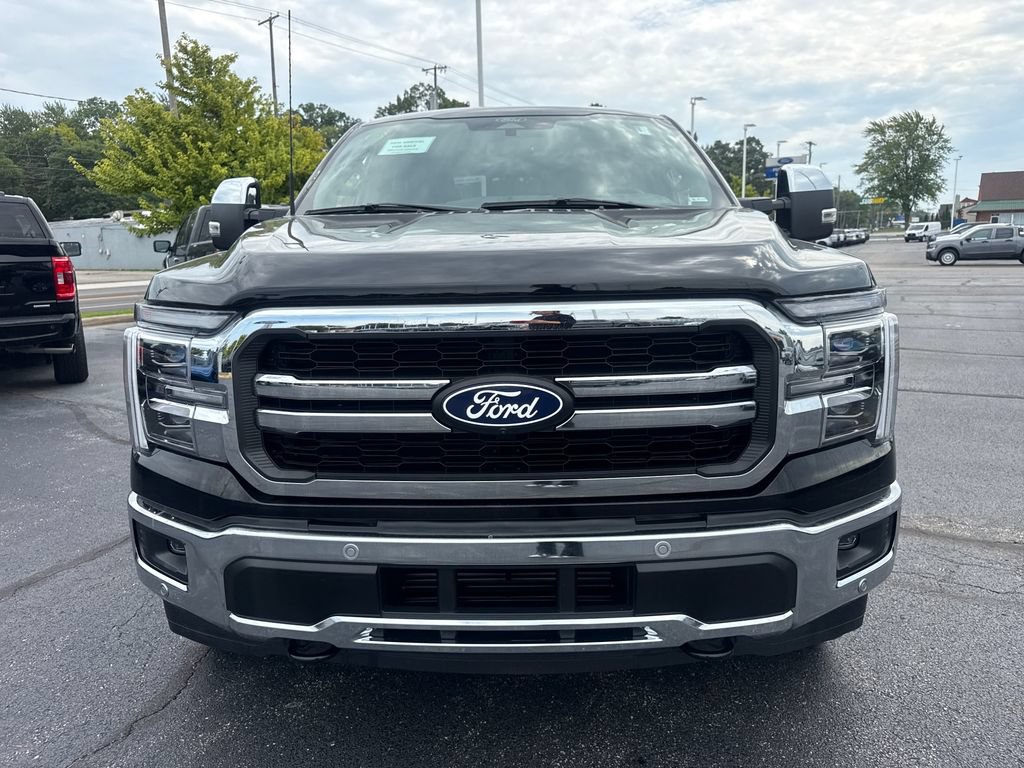 Used 2025 Ford F150 Lariat w/ Equipment Group 502A High AWD/4WD image 3