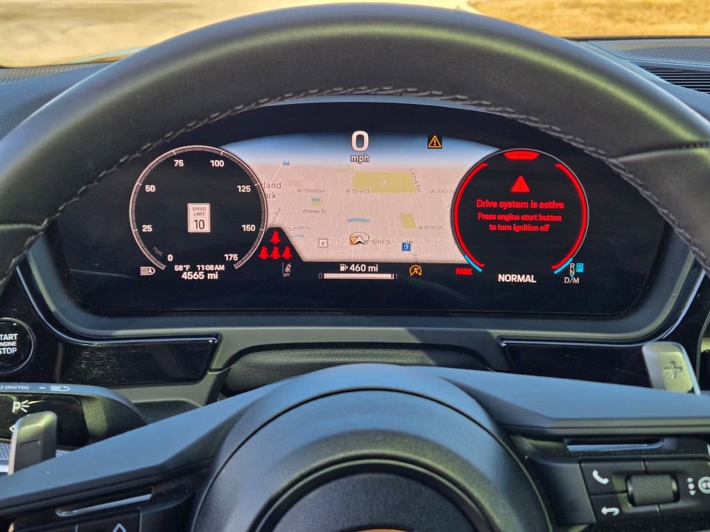 Certified 2025 Porsche Cayenne image 31