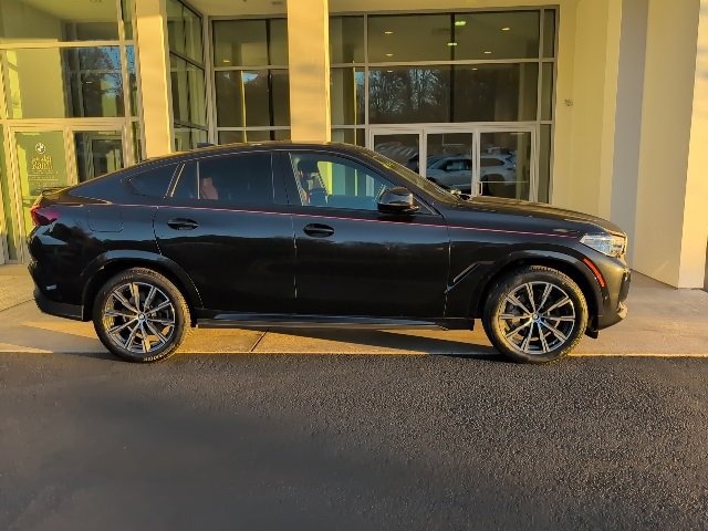 Certified 2023 BMW X6 xDrive40i w/ Executive Package image 2