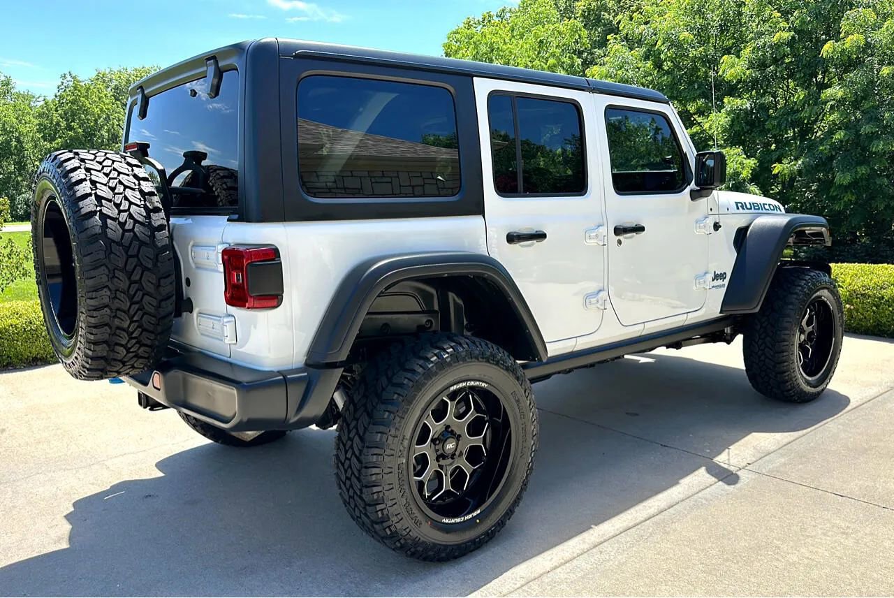 Used 2022 Jeep Wrangler Unlimited Rubicon 4xe image 30