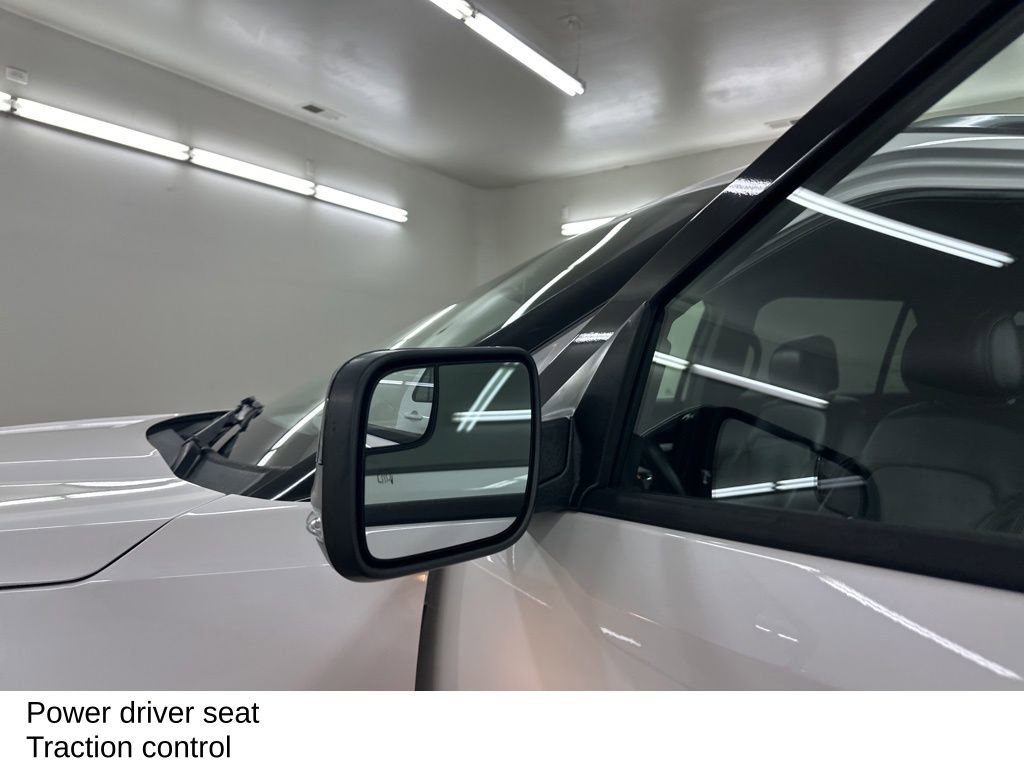 Used 2017 Ford Explorer XLT w/ Equipment Group 202A image 17