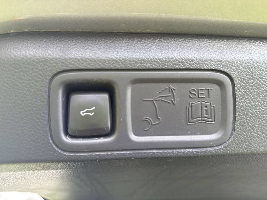 Used 2022 Ford Expedition Max XLT AWD/4WD image 18