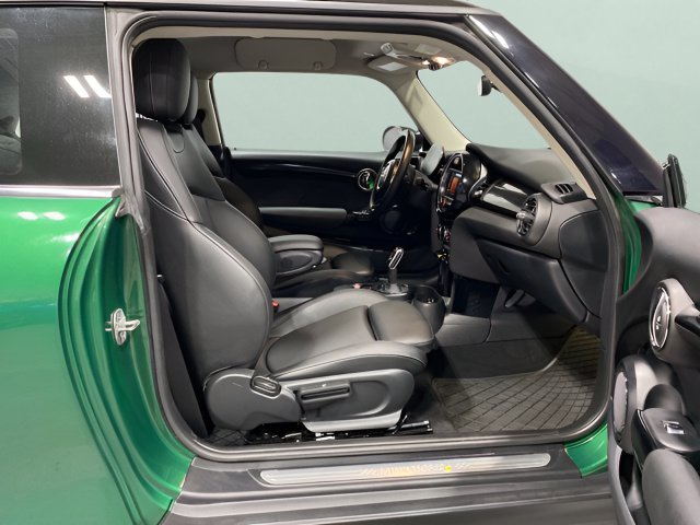 Used 2021 MINI Cooper SE w/ 6.5" Touchscreen Package FWD image 27