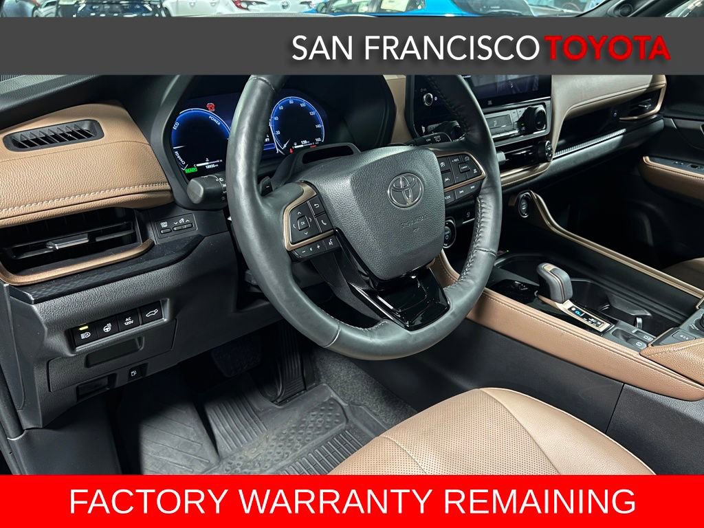 Used 2024 Toyota Grand Highlander AWD Hybrid image 14