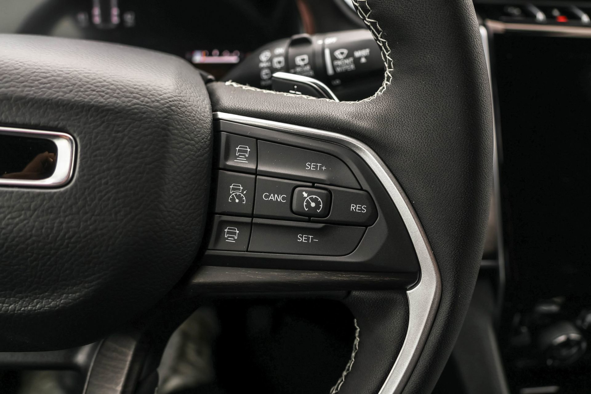 New 2025 Jeep Grand Cherokee Limited image 26