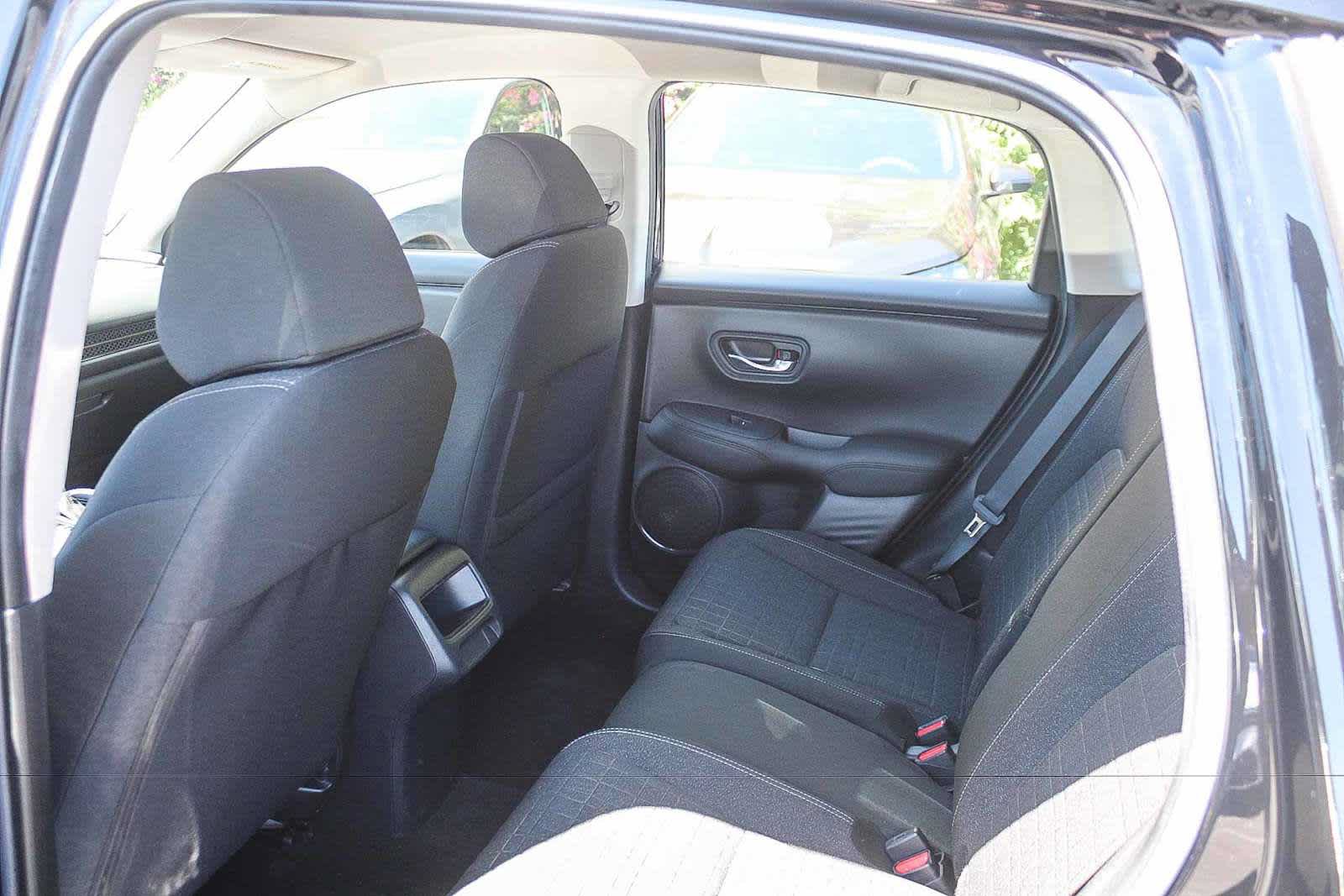 Used 2024 Honda HR-V LX image 17