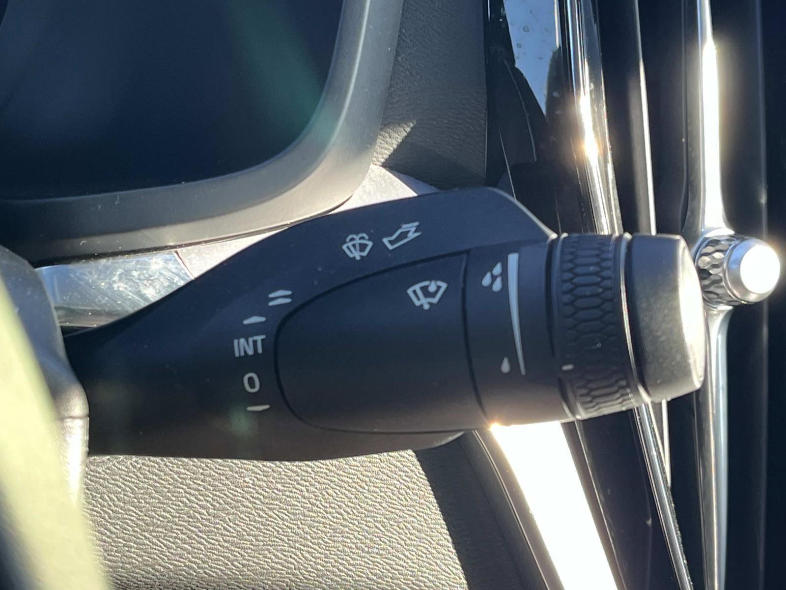 Used 2024 Volvo S60 B5 Core image 38