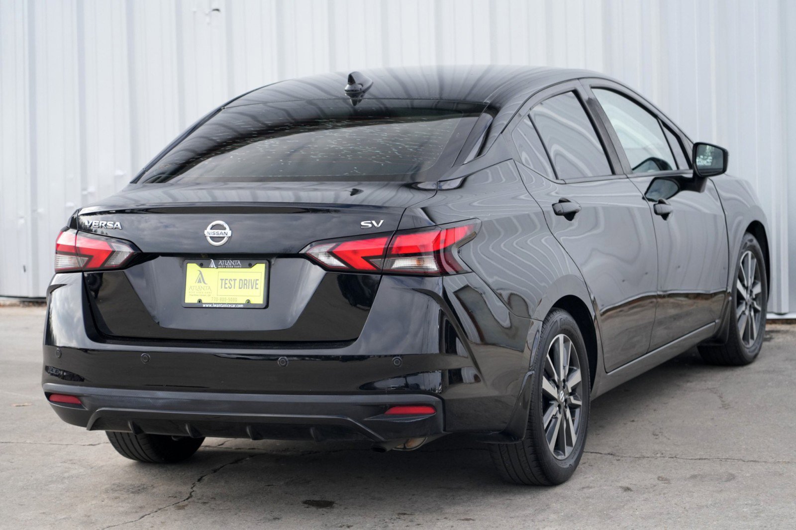 Used 2021 Nissan Versa SV image 43