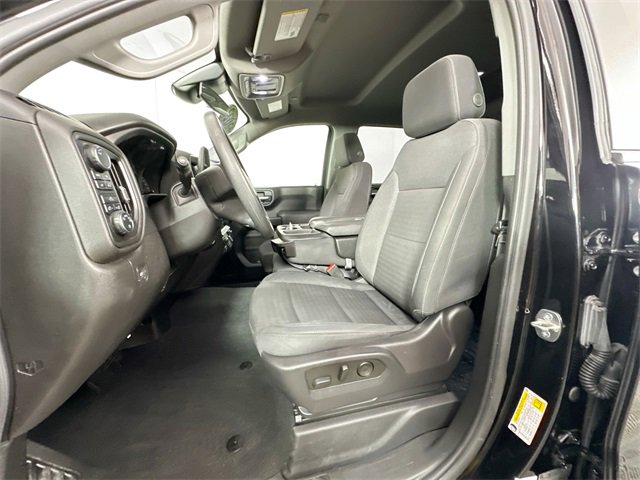 Used 2023 Chevrolet Silverado 1500 Custom image 16