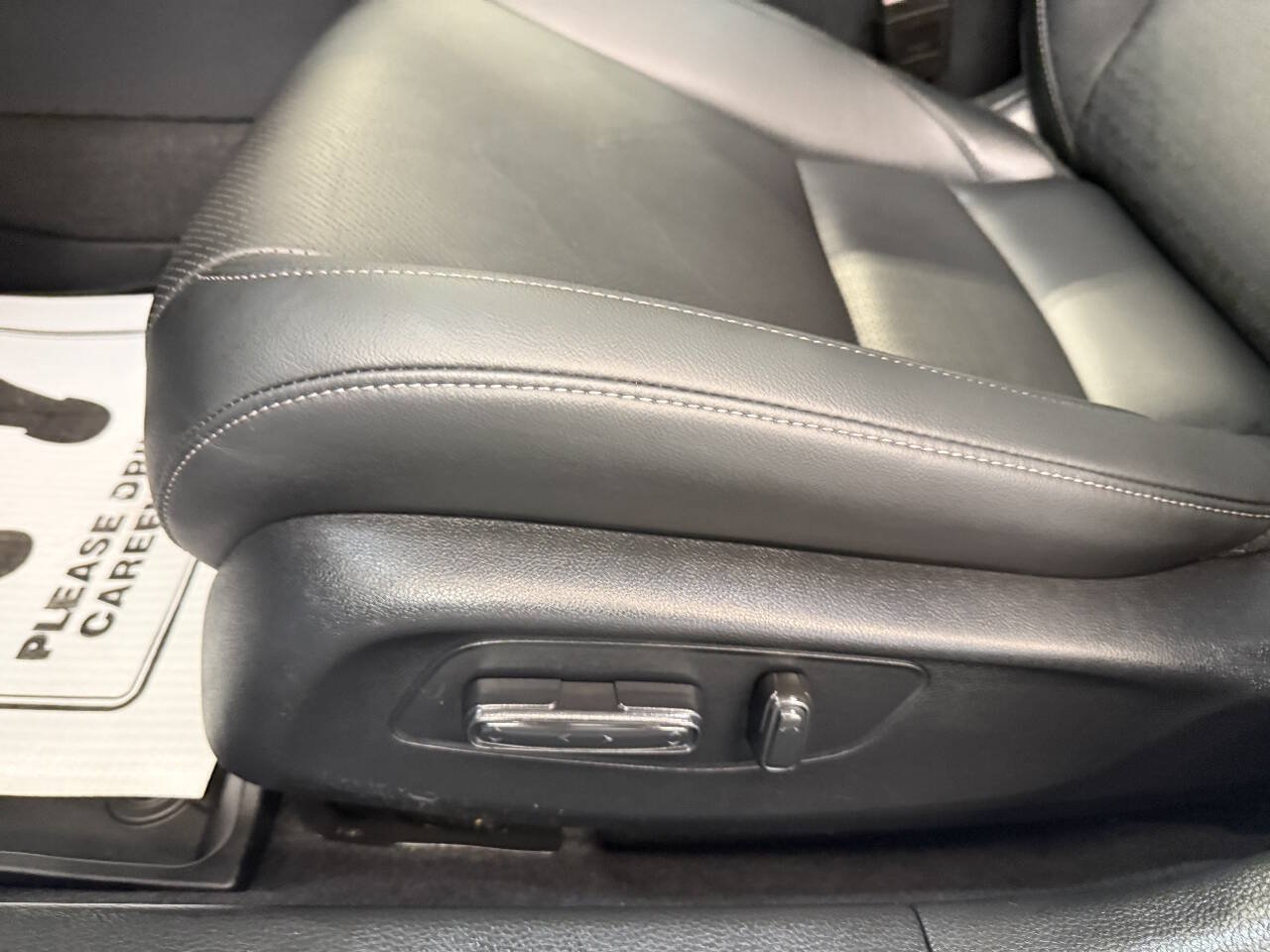 Used 2023 Honda Civic Touring image 60