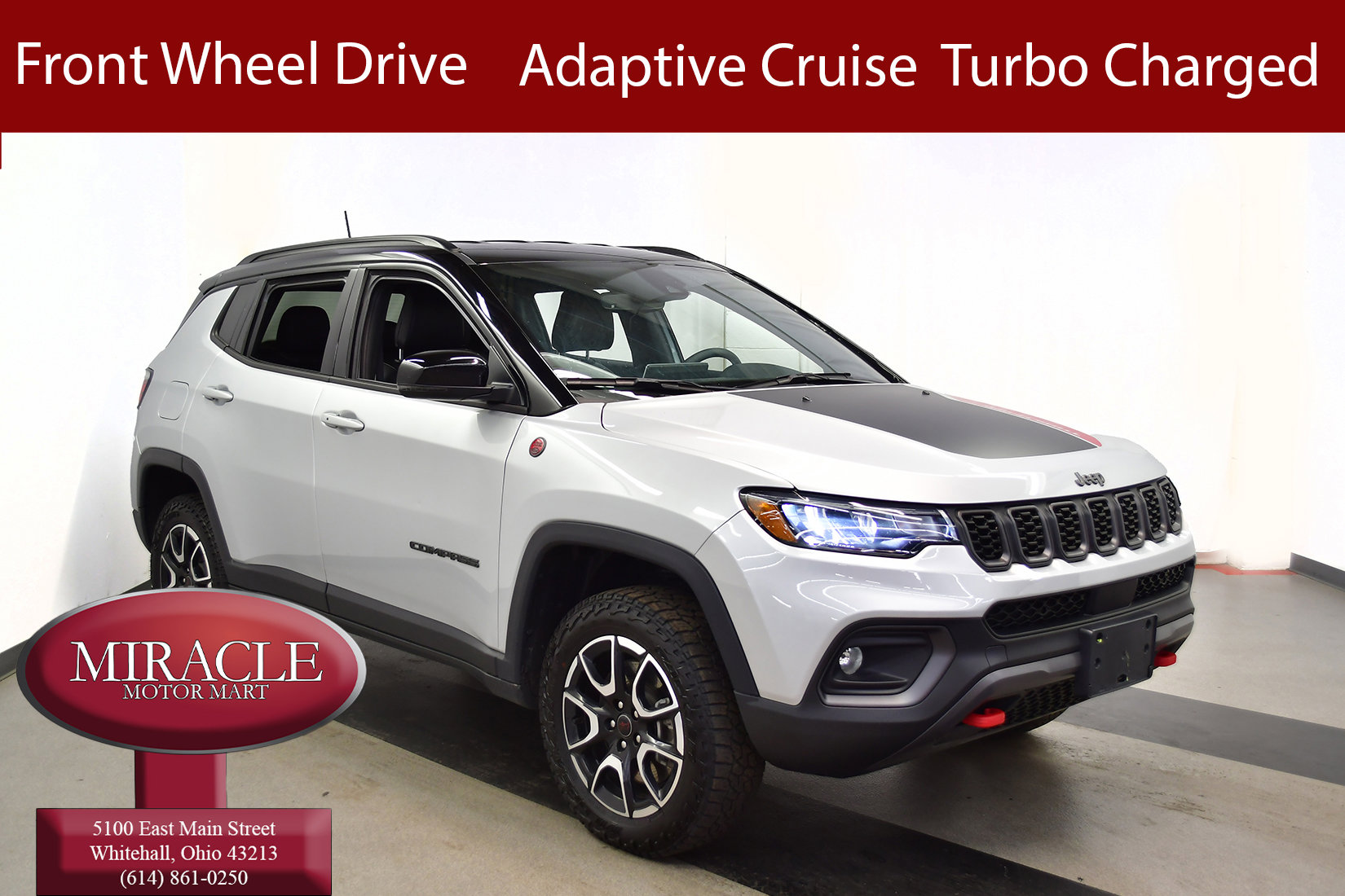 Used 2025 Jeep Compass Trailhawk AWD/4WD image 1