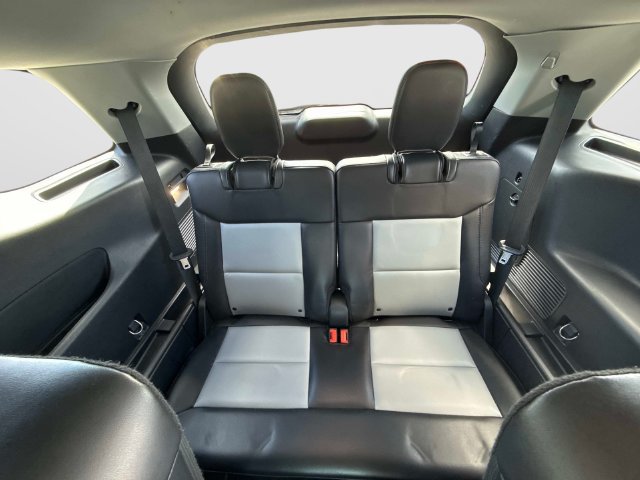 Certified 2022 Ford Explorer XLT w/ Equipment Group 202A RWD image 19