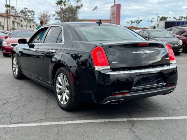 Used 2018 Chrysler 300 Limited image 5