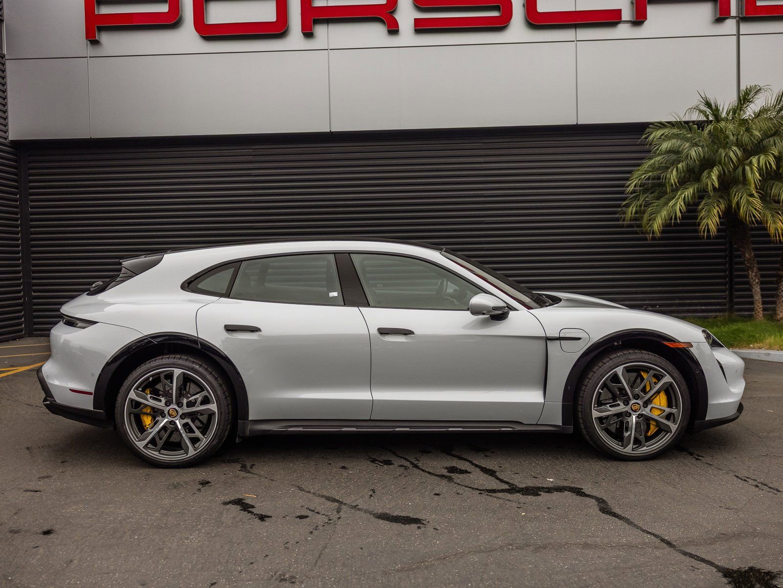 Certified 2024 Porsche Taycan Turbo S image 8