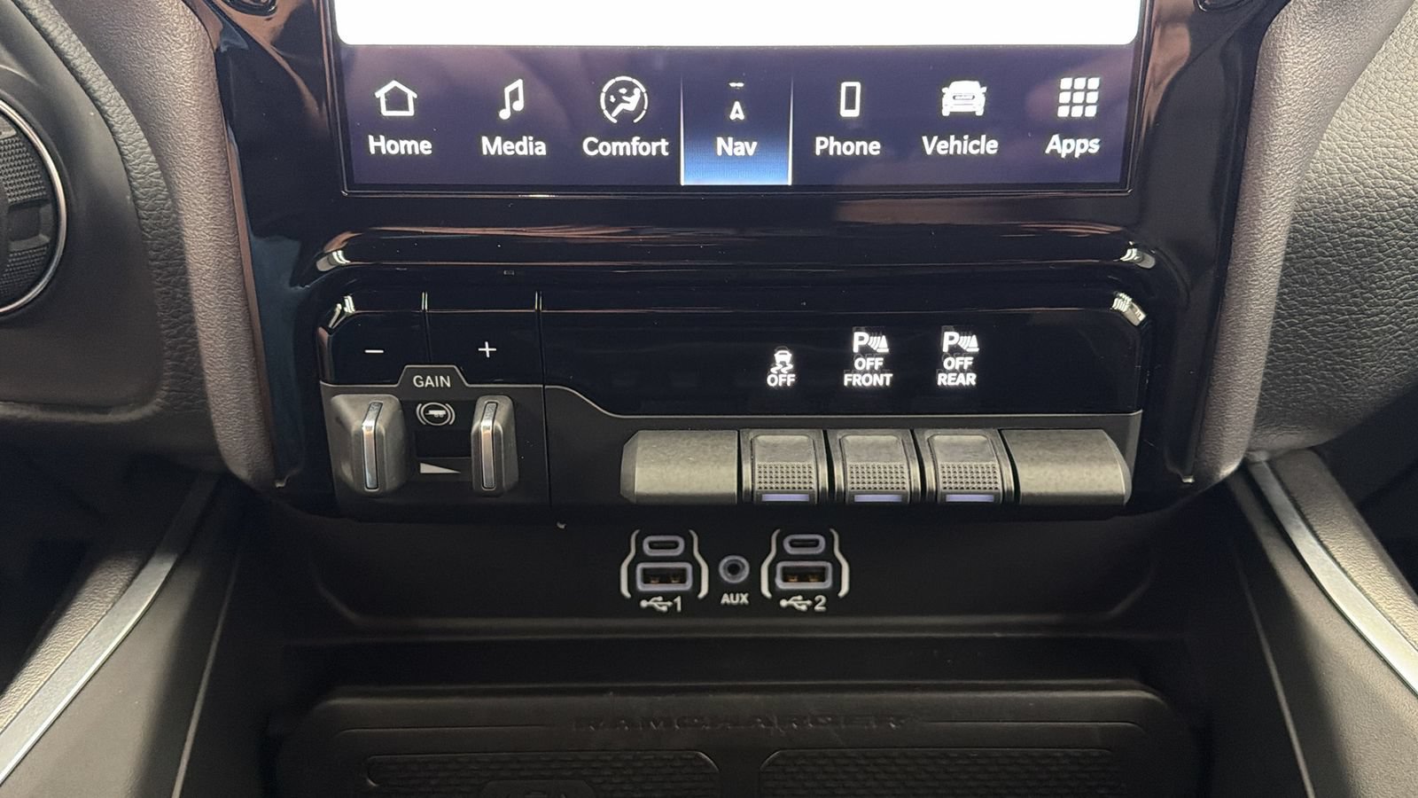 Used 2025 RAM 1500 Big Horn AWD/4WD image 23