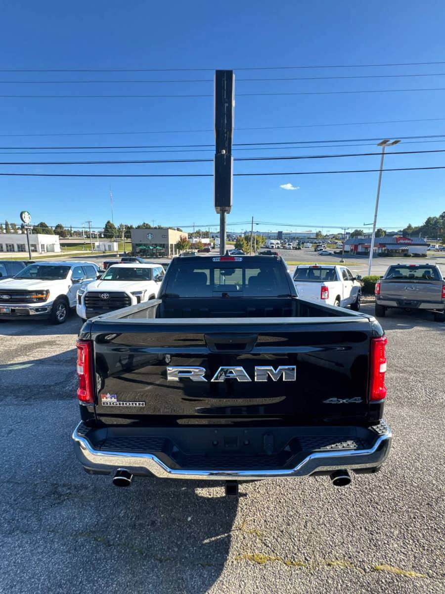Used 2025 RAM 1500 Big Horn AWD/4WD image 17