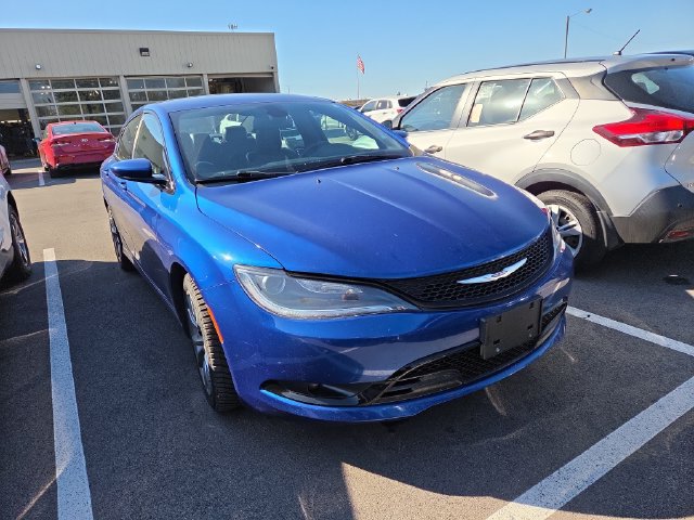 Used 2016 Chrysler 200 S FWD image 1