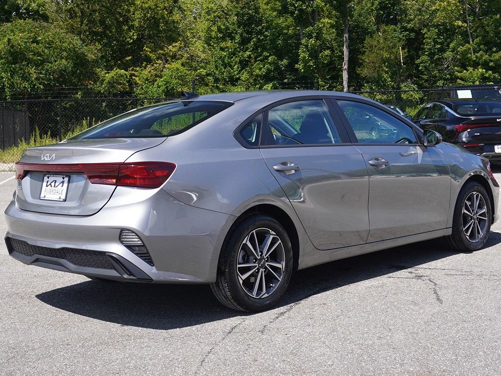 Used 2023 Kia Forte LXS FWD image 6