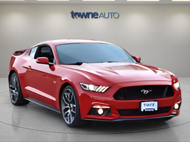 Used 2015 Ford Mustang GT Premium w/ Equipment Group 401A RWD image 9