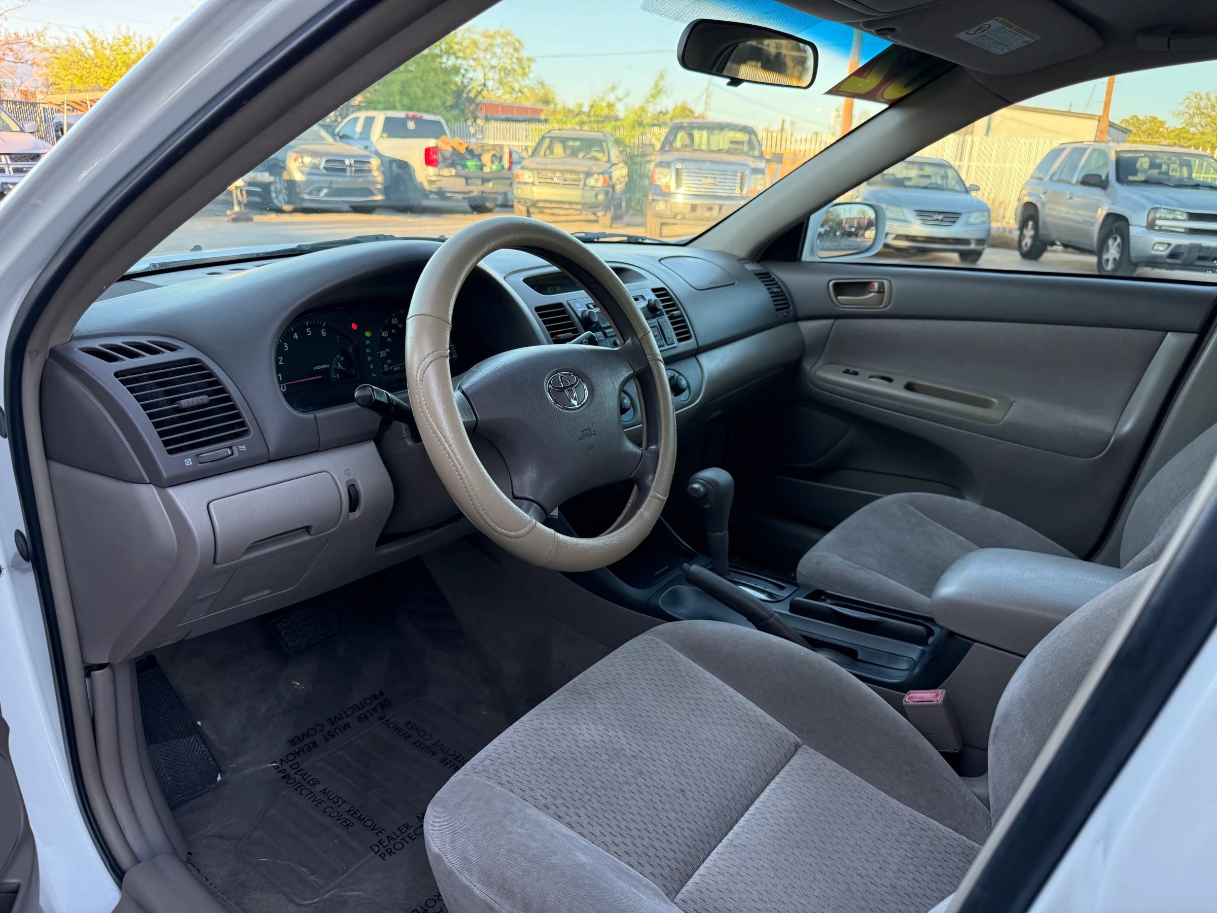 Used 2002 Toyota Camry LE FWD image 8