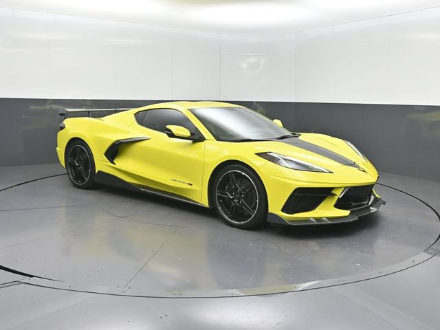 Used 2022 Chevrolet Corvette Stingray Premium Cpe w/ Z51 Performance Package RWD image 31
