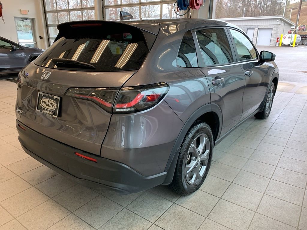 Used 2026 Honda HR-V LX image 10