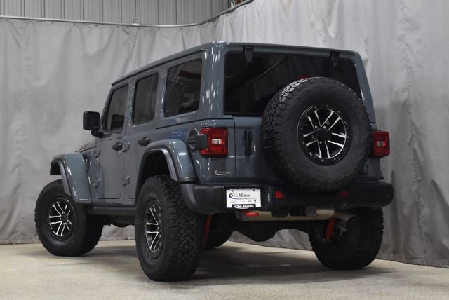 Used 2024 Jeep Wrangler Unlimited Rubicon AWD/4WD image 2