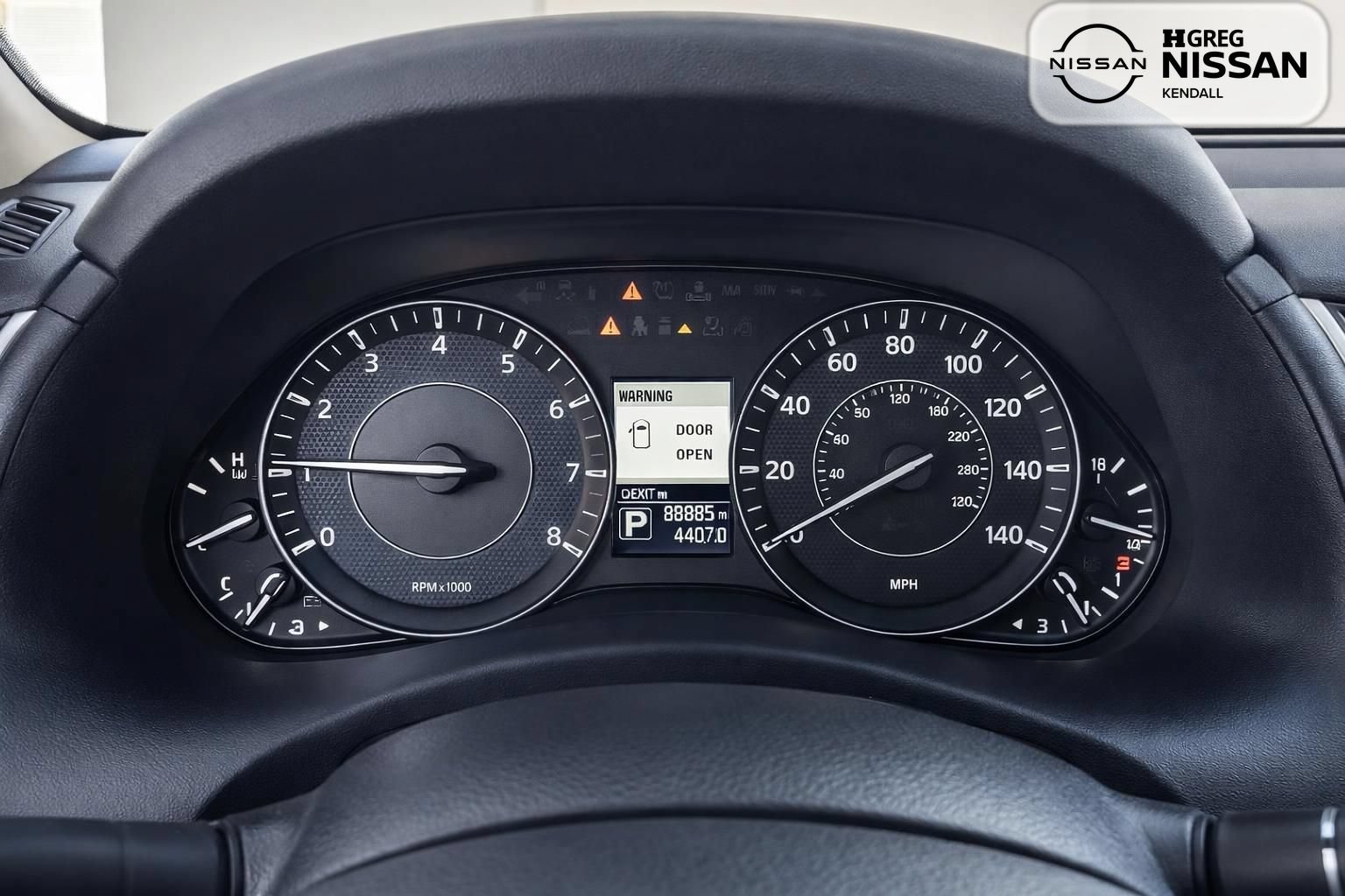 Used 2019 Nissan Armada SL w/ Premium Package AWD/4WD image 9