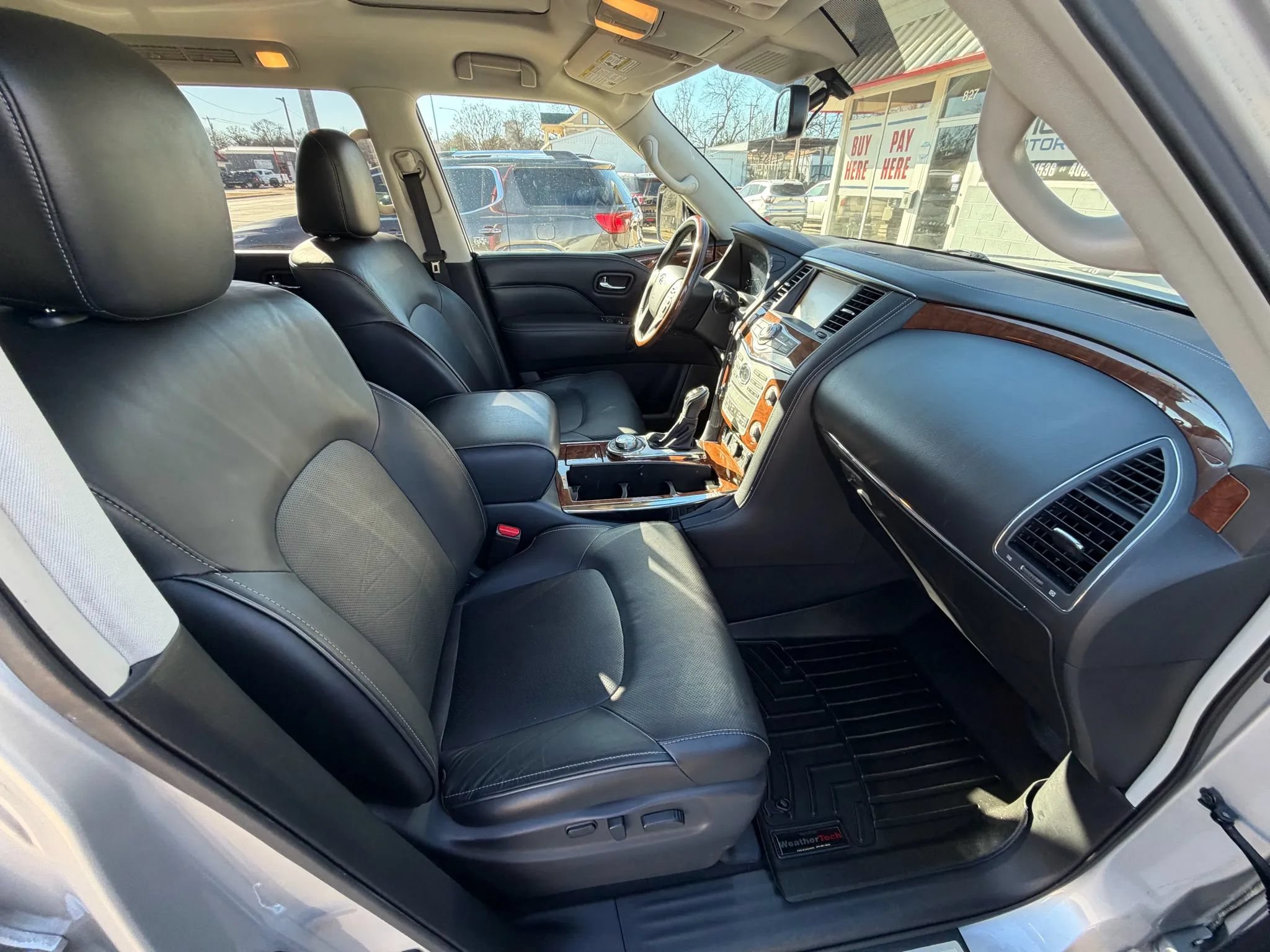 Used 2018 INFINITI QX80 4WD w/ Driver Assistance Package image 10
