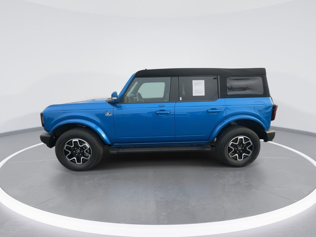 Used 2023 Ford Bronco Outer Banks image 5