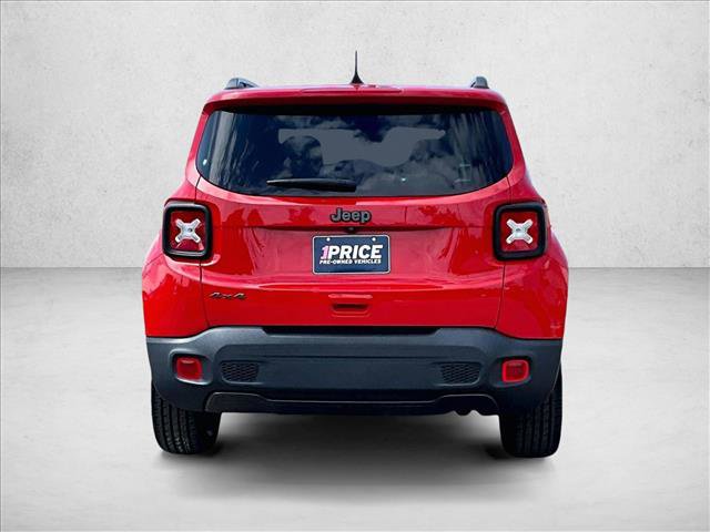 Used 2021 Jeep Renegade Latitude video 4