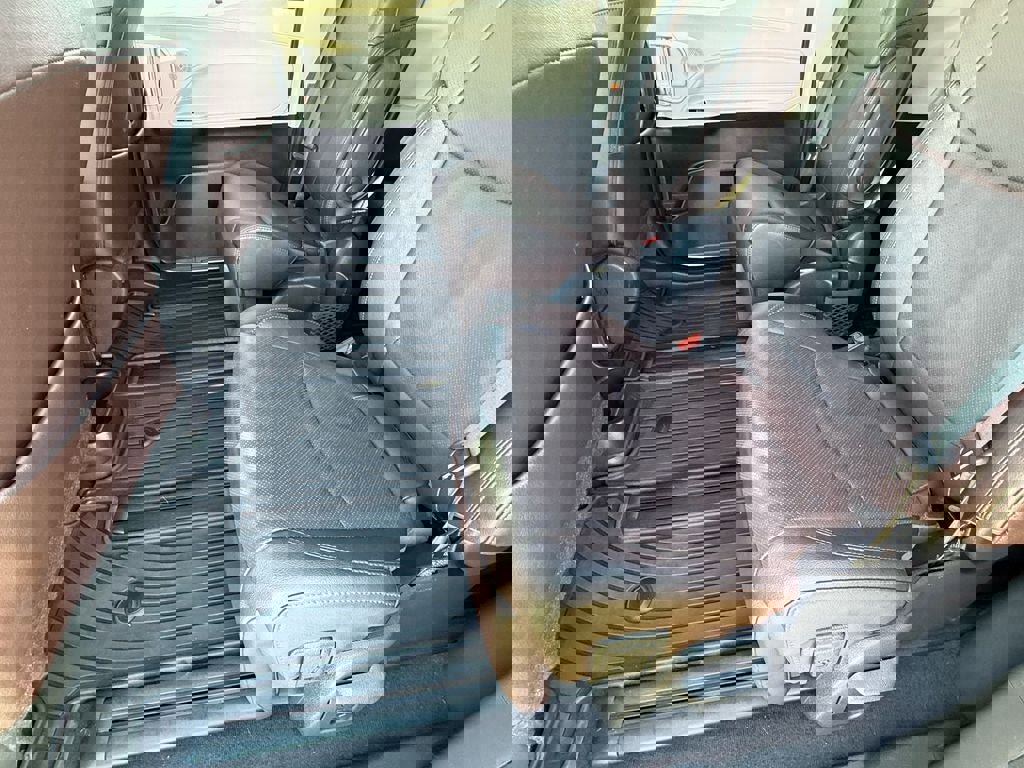 Used 2023 Toyota Sienna Platinum image 14