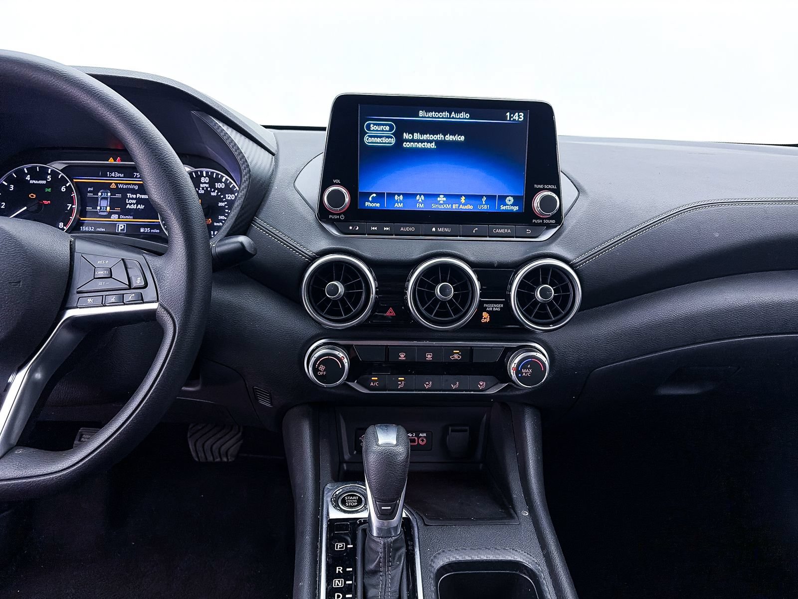 Used 2024 Nissan Sentra SV FWD image 6