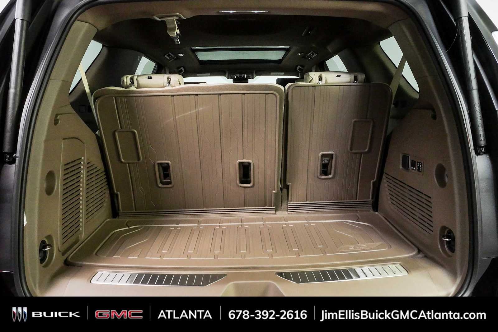 New 2026 GMC Yukon Denali w/ Denali Reserve Package AWD/4WD image 32