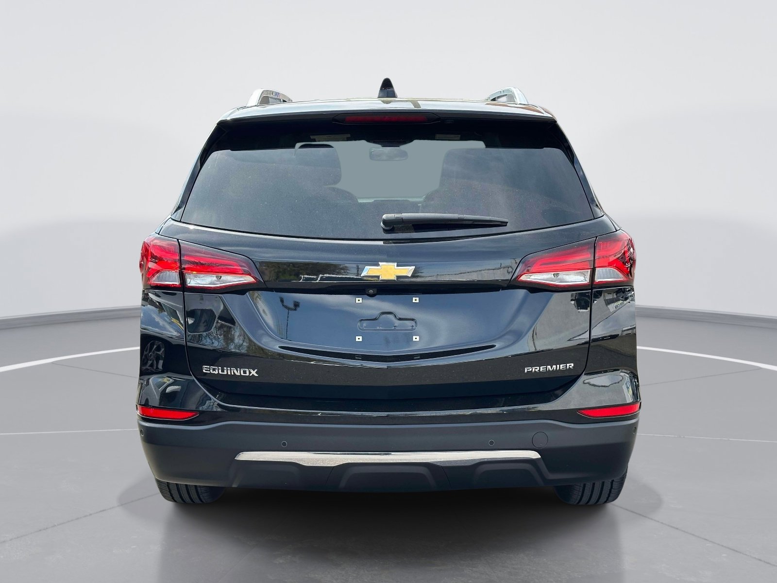 Used 2023 Chevrolet Equinox Premier FWD image 6