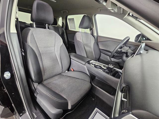 Used 2023 Nissan Rogue SV image 14