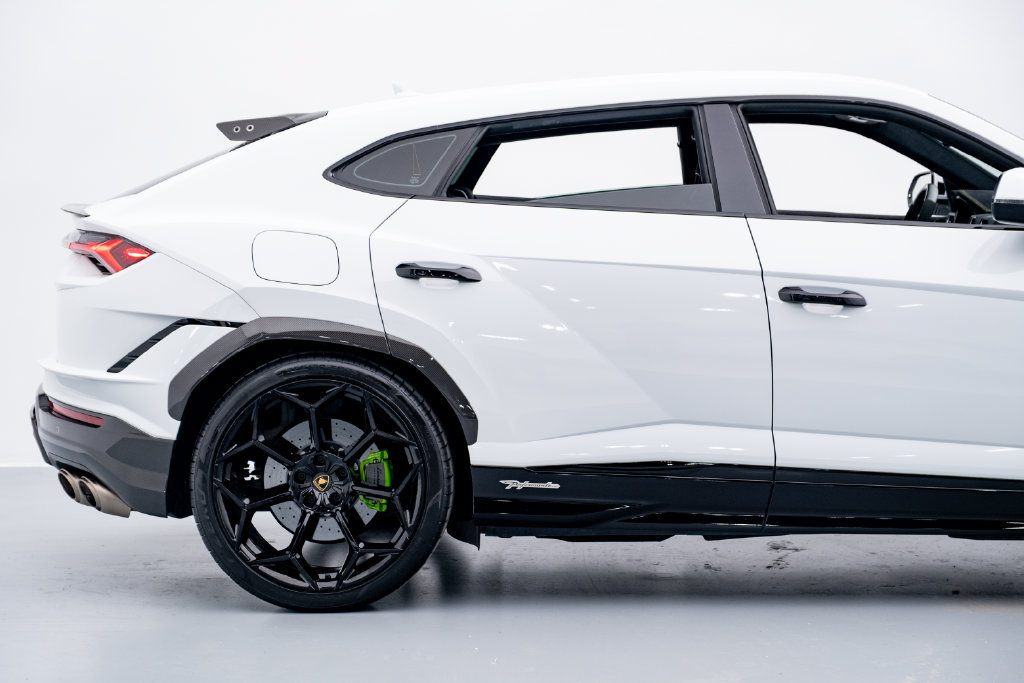 Used 2024 Lamborghini Urus Performante AWD/4WD image 27