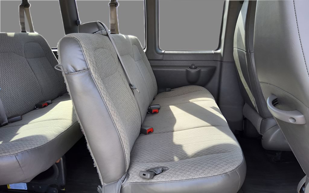 Used 2023 Chevrolet Express 3500 LS RWD image 27