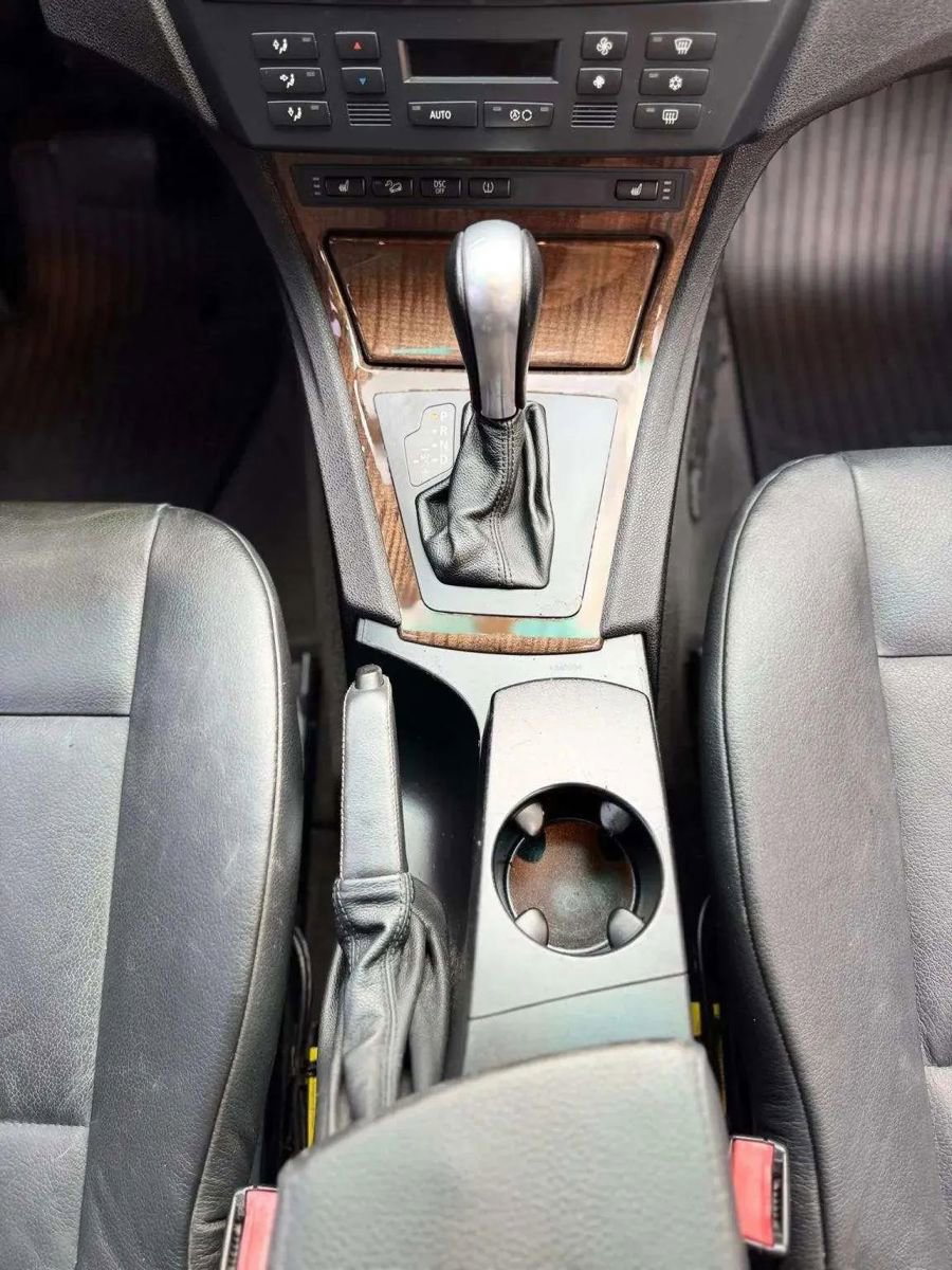 Used 2006 BMW X3 3.0i image 24