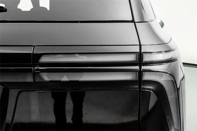 Used 2026 Chevrolet Traverse RS image 14